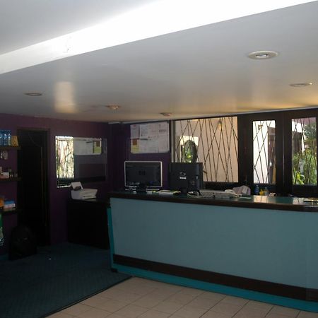 Hotel Suites Royal Тихуана Екстериор снимка